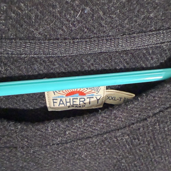 Faherty Men's Charcoal Crewneck Sweater - Picture 3 of 5